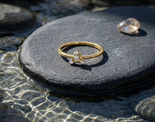 Dainty Marquise Crown Minimalist Ring