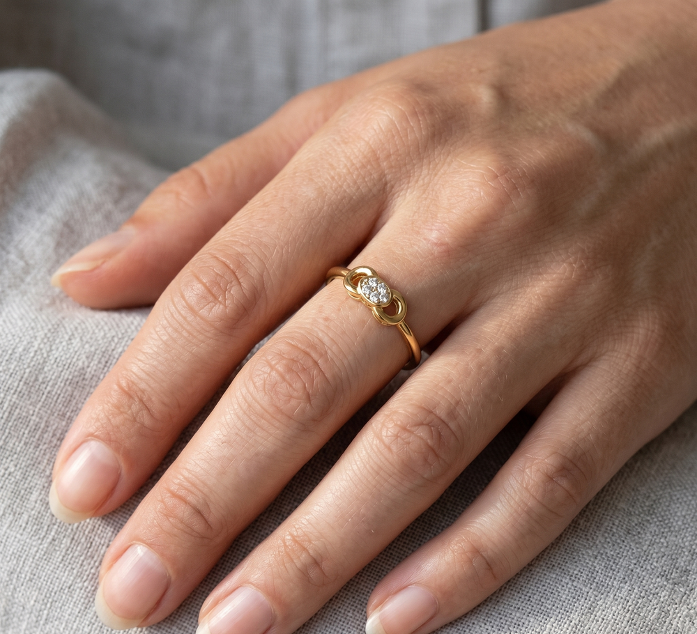 Infinity Bloom Diamond Ring
