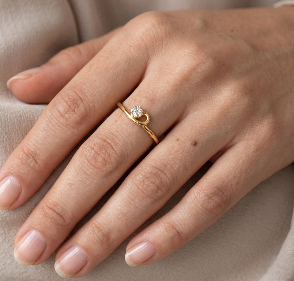 Halo Bloom Diamond Ring