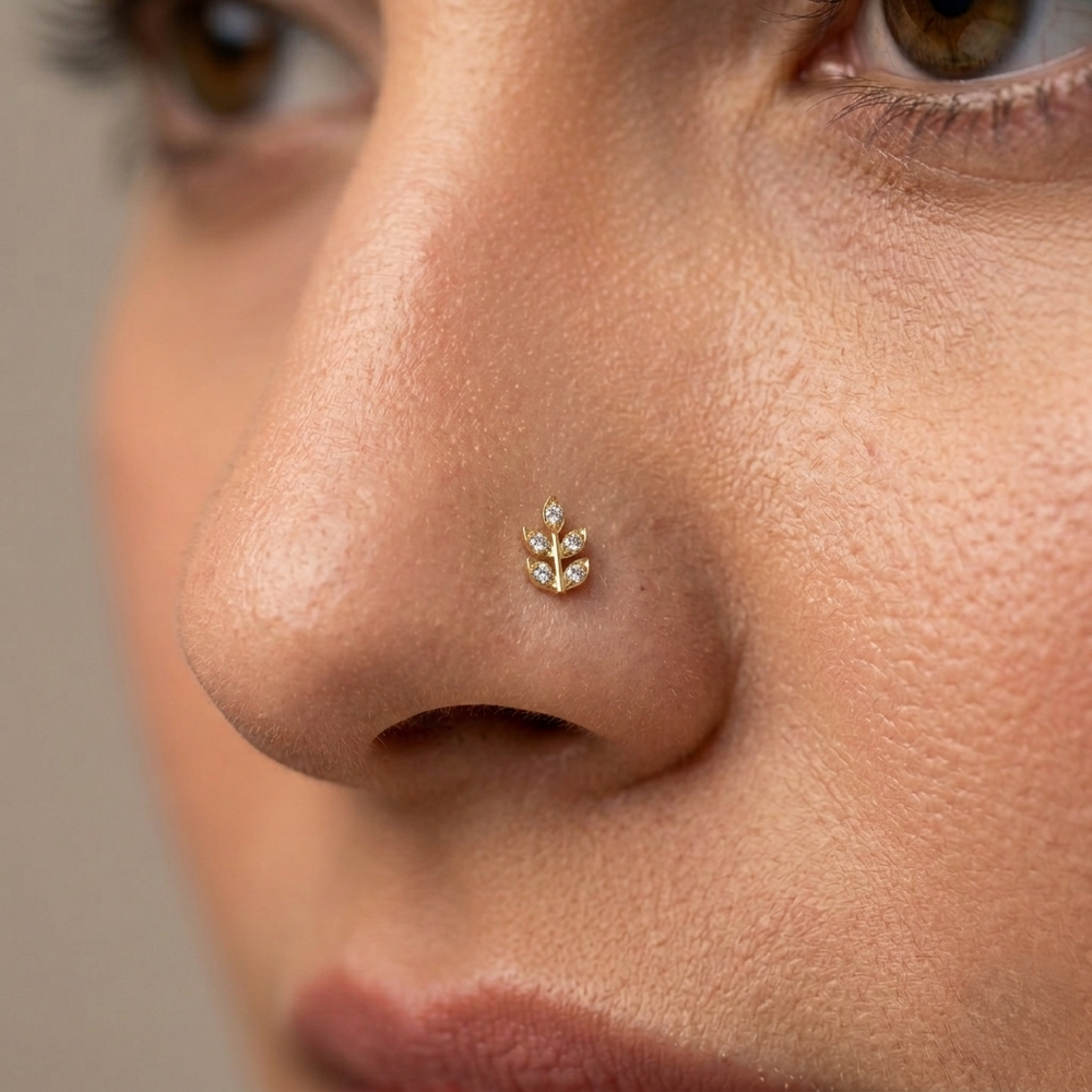 Vairam Diamond Nose Pin