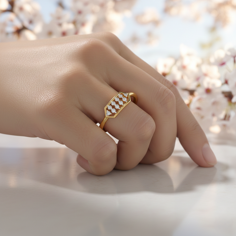 Regal Lattice Diamond Ring