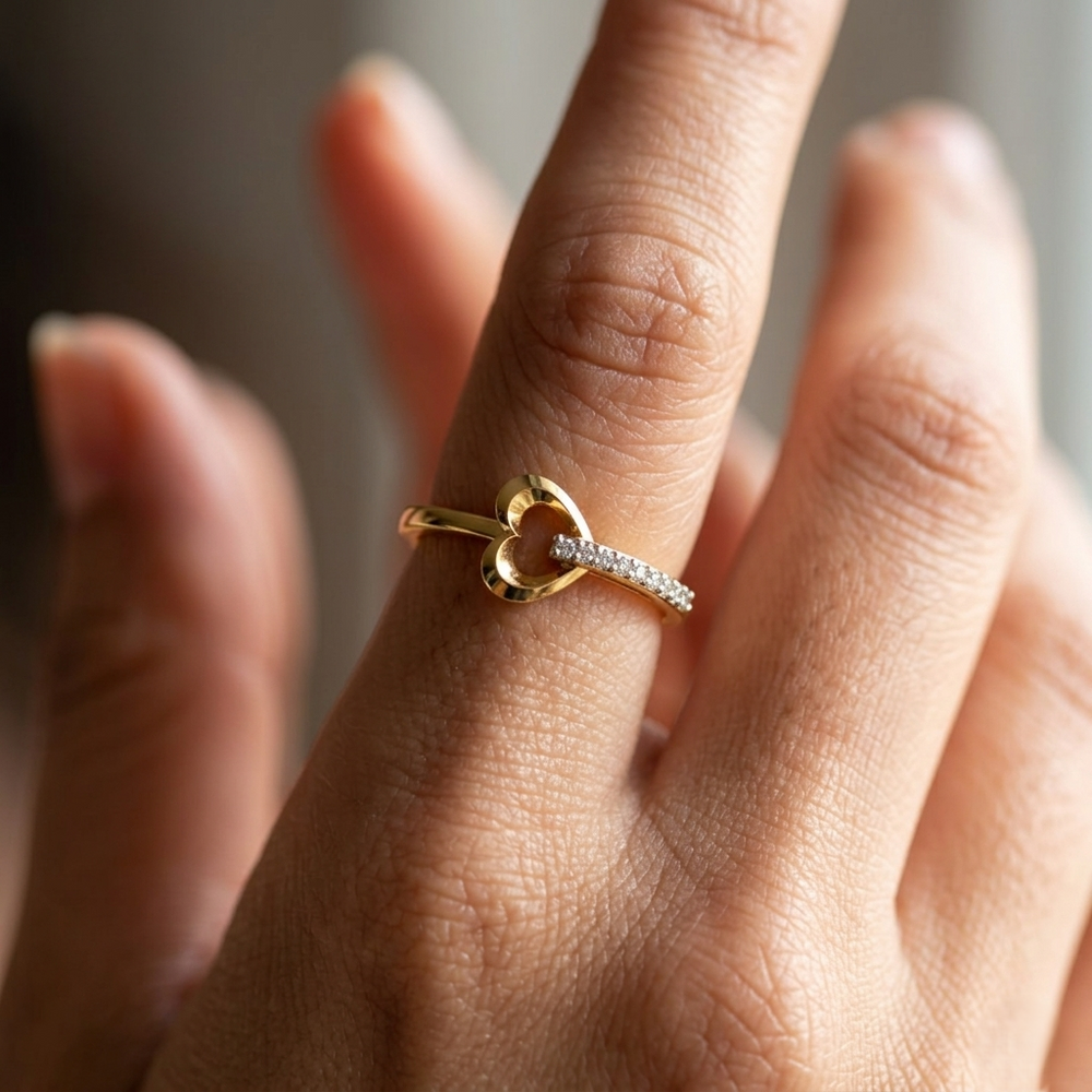 Gold aur Diamond Ring