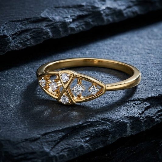 Leaf Lattice Diamond Ring