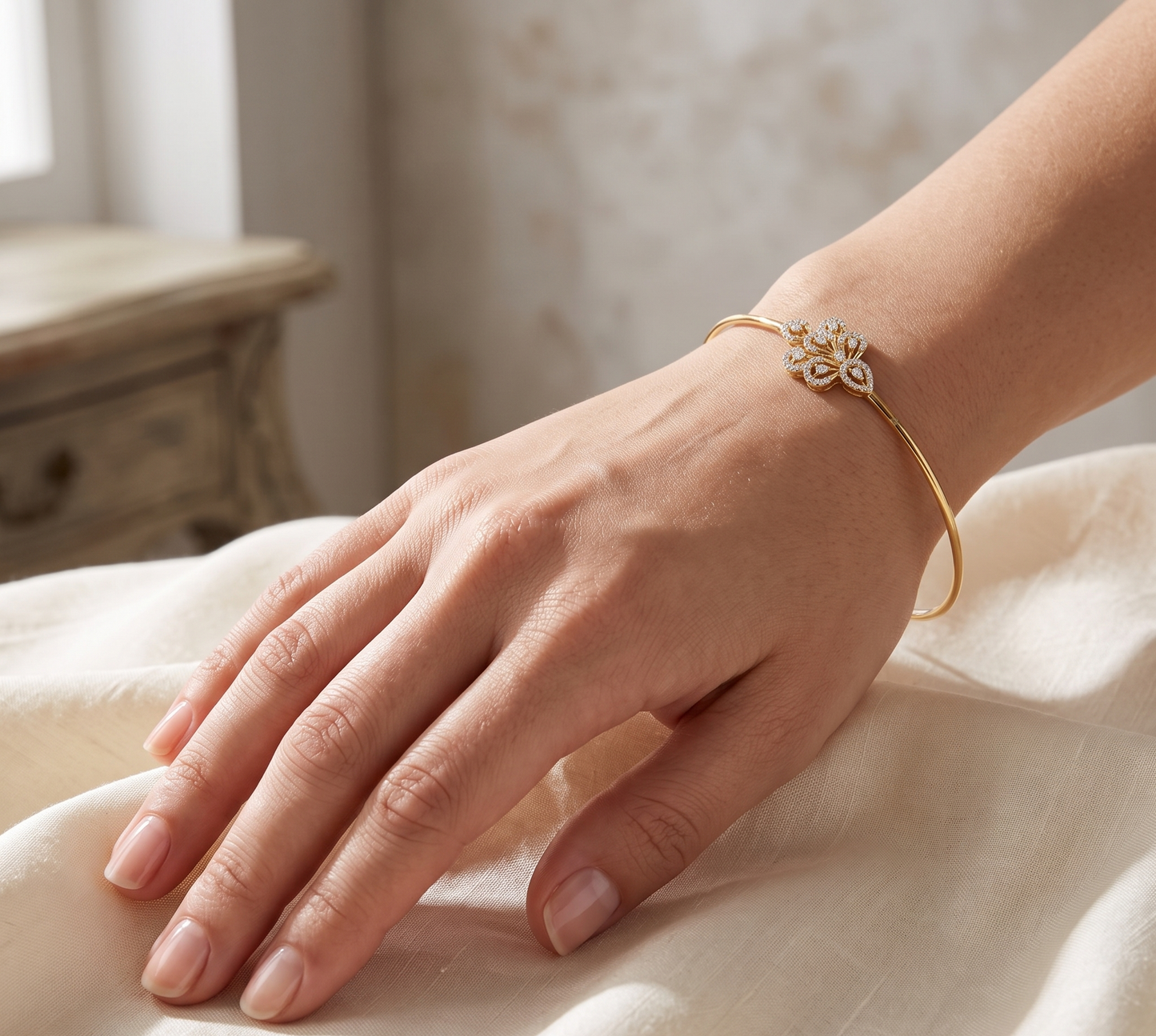 Blossom Tale Diamond Noa Bangle